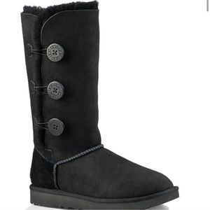 SOLD UGGs Bailey Button